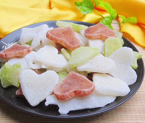 Gửi mứt, ô mai đi Trung Quốc tặng đối tác, bạn bè Gửi mứt, ô mai đi Trung Quốc tặng đối tác, bạn bè